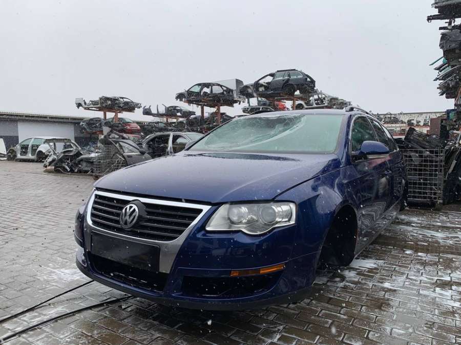 3C0857511 Зеркало заднего вида салонное Volkswagen Passat B6 2007г. | Фото № 8 3C0857511 Зеркало заднего вида салонное Volkswagen Passat B6 2007г. - Фото 8