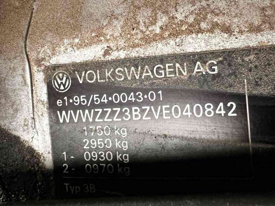3B0953235B Кнопка аварийной сигнализации Volkswagen Passat 5 (1996-2000) Седан 1996г. | Фото № 10 3B0953235B Кнопка аварийной сигнализации Volkswagen Passat 5 (1996-2000) Седан 1996г. - Фото 10