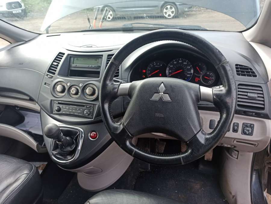 03G145209 Насос вакуумный (тандемный) Mitsubishi Grandis (2003-2011) Минивэн 2006г. | Фото № 7 03G145209 Насос вакуумный (тандемный) Mitsubishi Grandis (2003-2011) Минивэн 2006г. - Фото 7