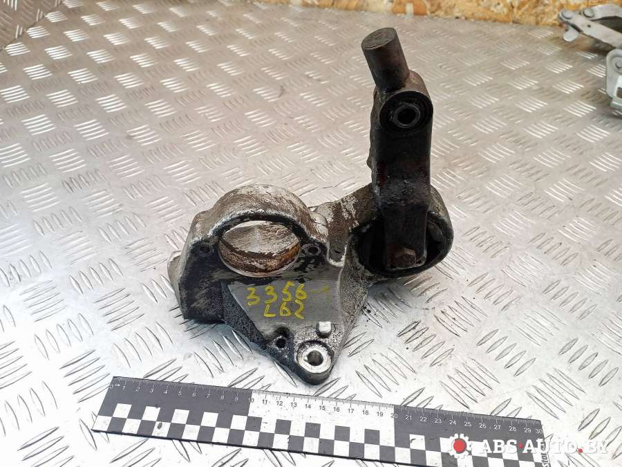 9630604180 Кронштейн полуоси Peugeot 407 2009г. | Фото № 1 9630604180 Кронштейн полуоси Peugeot 407 2009г. - Фото 1