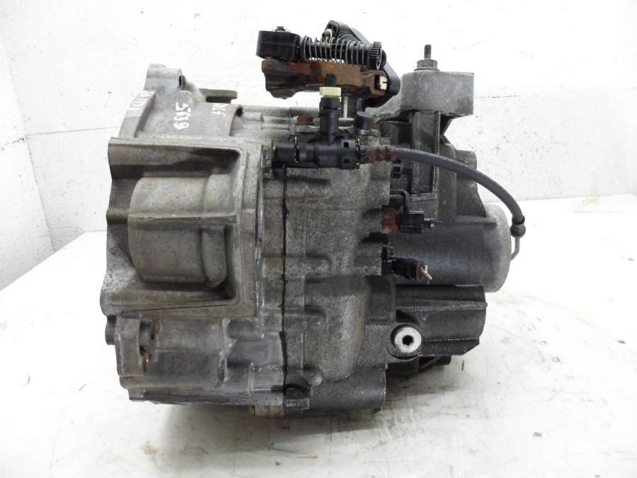 NFU МКПП Volkswagen Golf Хэтчбек 2011г. | Фото № 3 NFU МКПП Volkswagen Golf Хэтчбек 2011г. - Фото 3