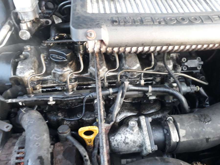 Замок двери задней левой Hyundai Santa Fe 1 (SM) (2000-2006) Внедорожник 5дв. 2004г. | Фото № 9 Замок двери задней левой Hyundai Santa Fe 1 (SM) (2000-2006) Внедорожник 5дв. 2004г. - Фото 9