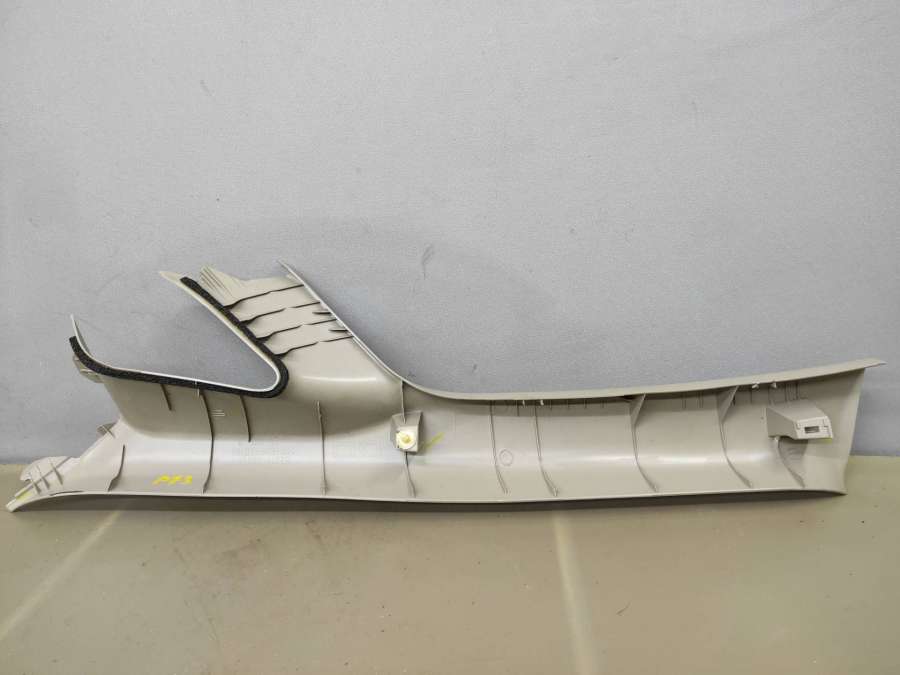 6221108060 Обшивка стойки передней передняя правая Toyota Sienna 2014г. | Фото № 2 6221108060 Обшивка стойки передней передняя правая Toyota Sienna 2014г. - Фото 2