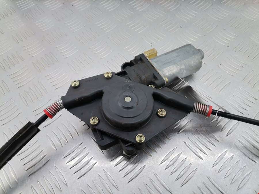 Стеклоподъемник электрический двери передней правой Ford Fiesta 4 (1995-2002) Хетчбэк 5дв. 2001г. | Фото № 2 Стеклоподъемник электрический двери передней правой Ford Fiesta 4 (1995-2002) Хетчбэк 5дв. 2001г. - Фото 2