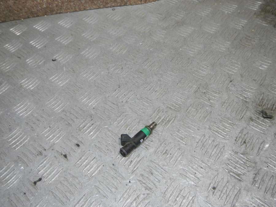 98MF9F593BC Форсунка инжекторная электрическая  Ford Fusion 0000г. | Фото № 1  98MF9F593BC Форсунка инжекторная электрическая  Ford Fusion 0000г. - Фото 1