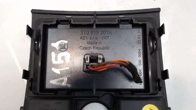 3T0919201A Дисплей компьютера Skoda Superb (2008-2015) Хэтчбек (5-дв) 2014г. | Фото № 2 3T0919201A Дисплей компьютера Skoda Superb (2008-2015) Хэтчбек (5-дв) 2014г. - Фото 2