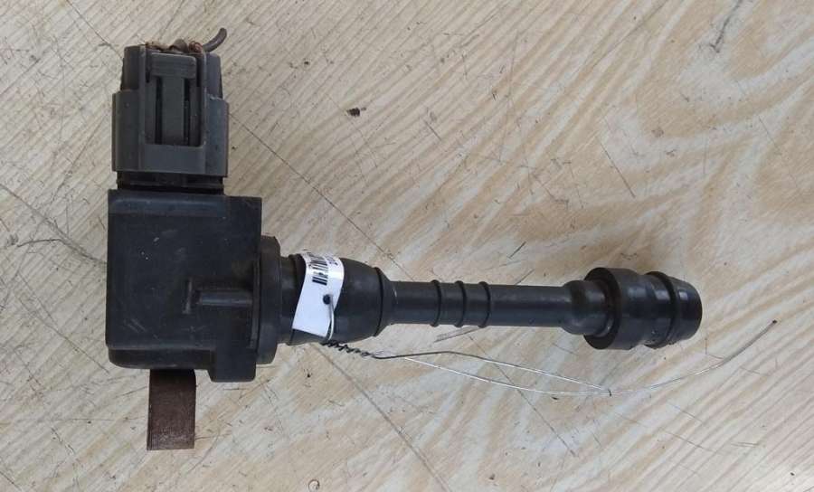 4G93 Катушка зажигания  Mitsubishi Carisma  1998г. | Фото № 1  4G93 Катушка зажигания  Mitsubishi Carisma  1998г. - Фото 1