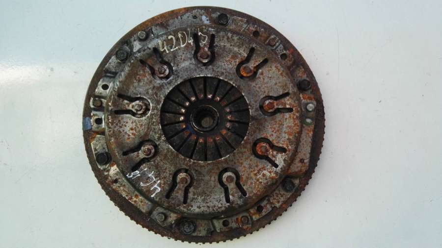 4G18 Маховик Mitsubishi Lancer 9 2003г. | Фото № 1 4G18 Маховик Mitsubishi Lancer 9 2003г. - Фото 1