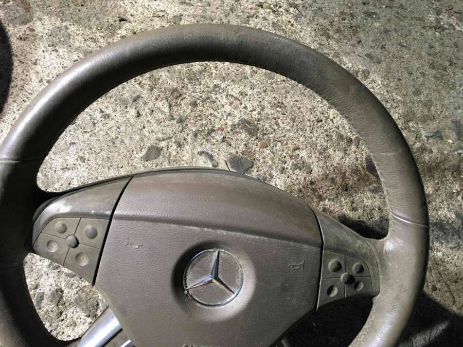 Руль  Mercedes-Benz M W164 2007г. | Фото № 2   Руль  Mercedes-Benz M W164 2007г. - Фото 2