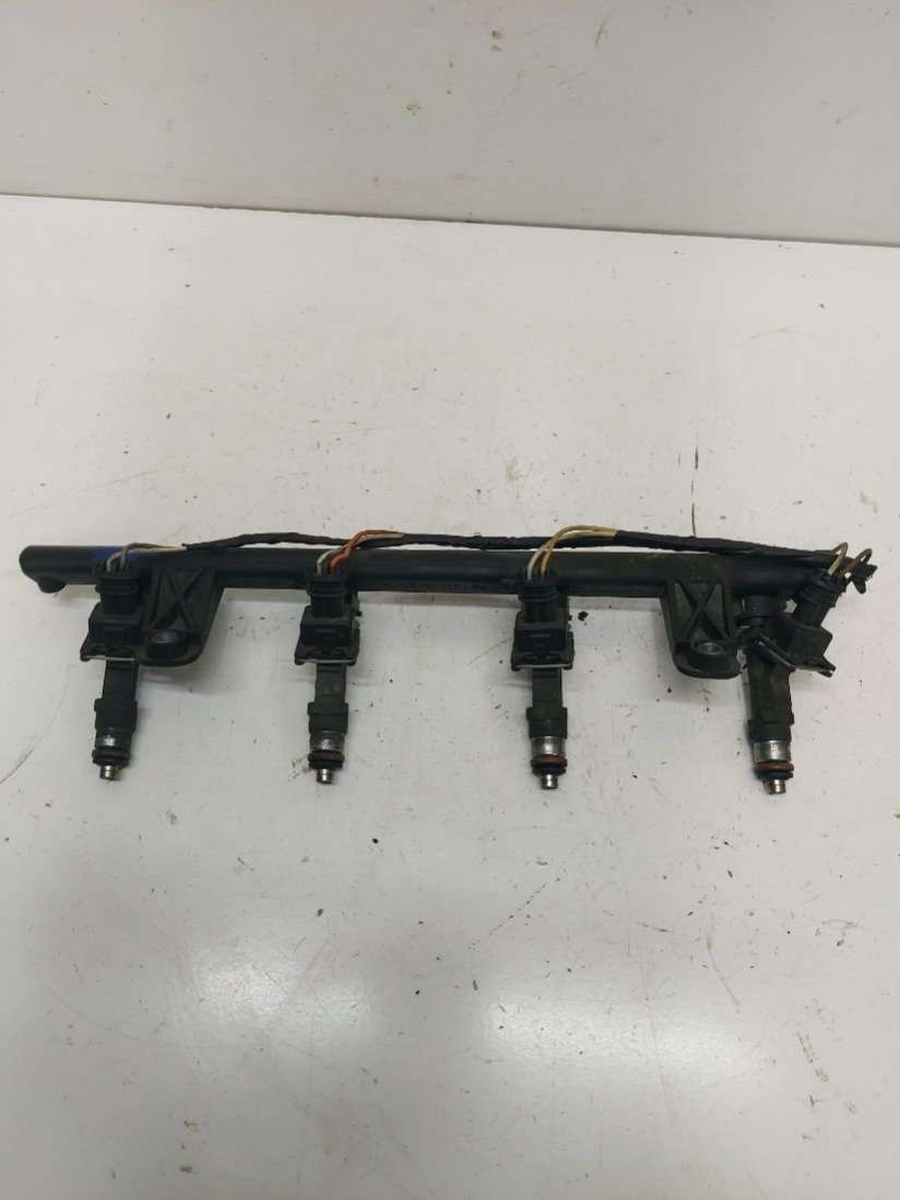 82002271240280158034 Форсунка Renault Logan 1 2009г. | Фото № 1 82002271240280158034 Форсунка Renault Logan 1 2009г. - Фото 1