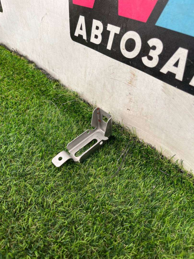 9269877 Кронштейн крыла передний левый Mini Cooper 2018г. | Фото № 2 9269877 Кронштейн крыла передний левый Mini Cooper 2018г. - Фото 2