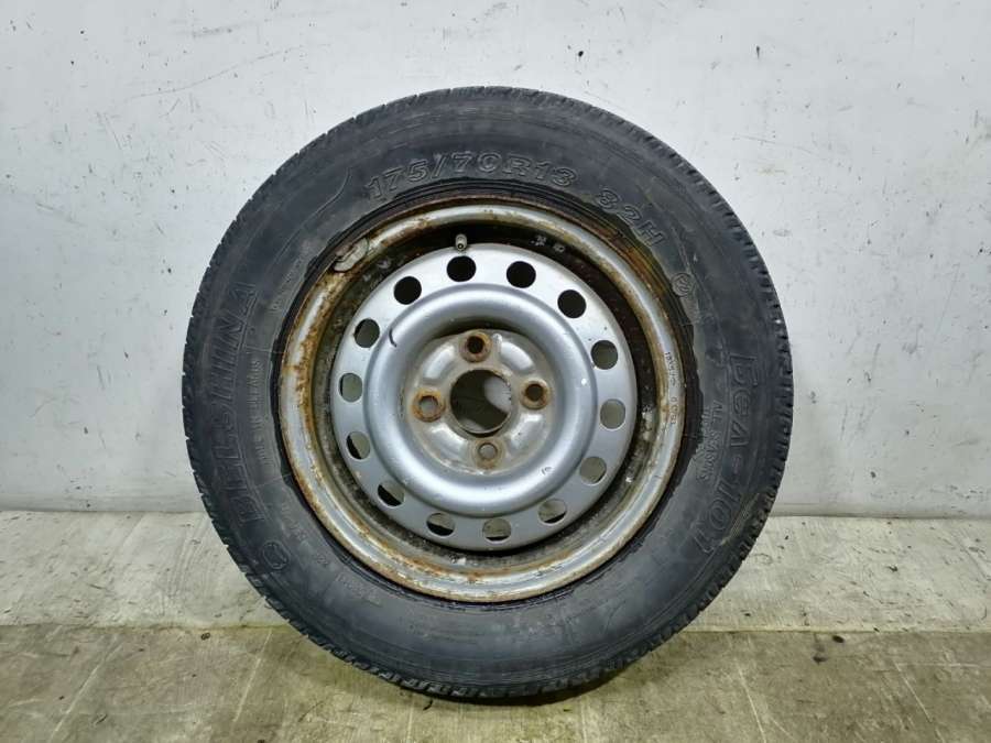 Колесо запасное (таблетка)  Toyota Corolla 7  (E100) 1993г. | Фото № 1   Колесо запасное (таблетка)  Toyota Corolla 7  (E100) 1993г. - Фото 1