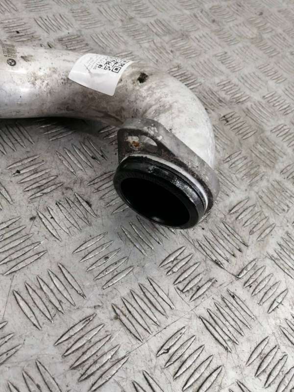 11617808414 Патрубок интеркулера BMW 5 универсал 2009г. | Фото № 4 11617808414 Патрубок интеркулера BMW 5 универсал 2009г. - Фото 4