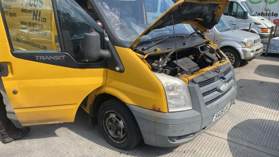 Корпус масляного фильтра дизельный  FORD TRANSIT 7 2006г. | Фото № 4   Корпус масляного фильтра дизельный  FORD TRANSIT 7 2006г. - Фото 4