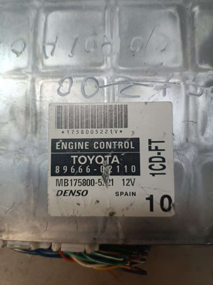 896610F090MB1758005221 Блок управления двигателем  Toyota Corolla VERSO 2 2007г. | Фото № 2  896610F090MB1758005221 Блок управления двигателем  Toyota Corolla VERSO 2 2007г. - Фото 2