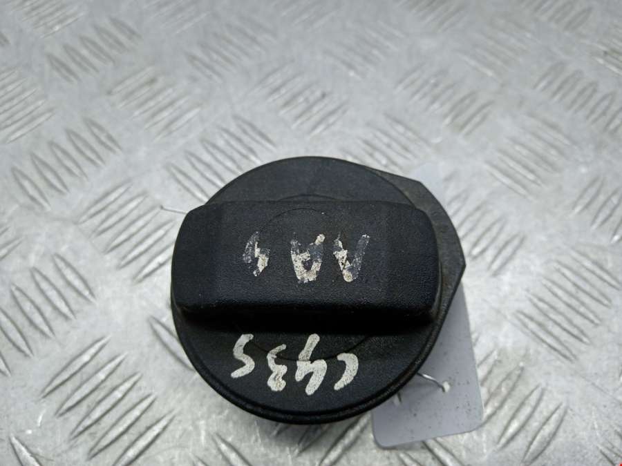 Крышка топливного бака Volkswagen Golf 5 (2003-2008) Хетчбэк 5дв. 2006г. | Фото № 1 Крышка топливного бака Volkswagen Golf 5 (2003-2008) Хетчбэк 5дв. 2006г. - Фото 1