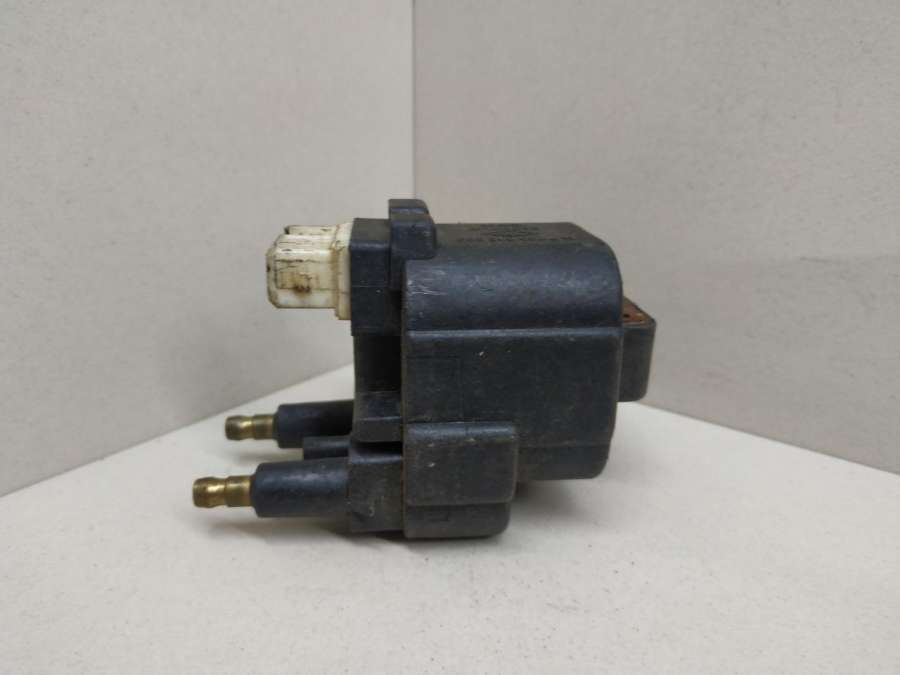 77008509992526111A Катушка зажигания Renault Megane 1998г. | Фото № 3 77008509992526111A Катушка зажигания Renault Megane 1998г. - Фото 3