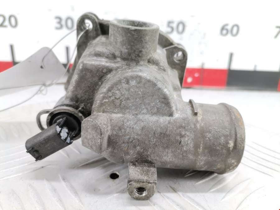 Корпус термостата Mercedes Vito (W638) (1996-2003) Минивэн 2001г. | Фото № 3 Корпус термостата Mercedes Vito (W638) (1996-2003) Минивэн 2001г. - Фото 3