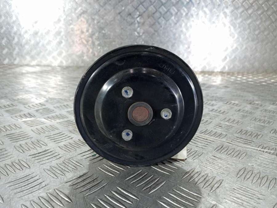 Помпа Mitsubishi Outlander 2015г. | Фото № 2 Помпа Mitsubishi Outlander 2015г. - Фото 2