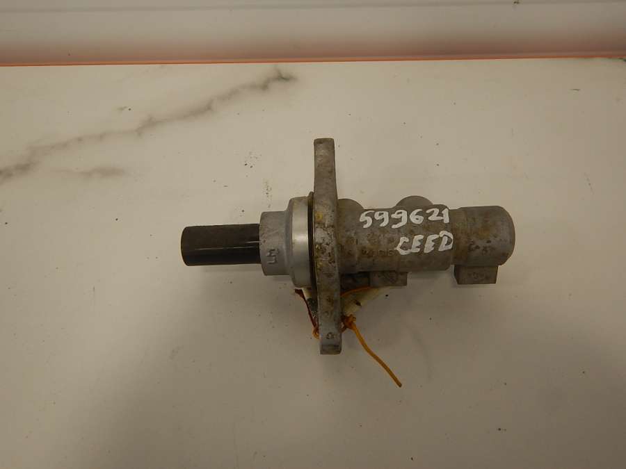 58510A6300 Цилиндр тормозной главный Kia Ceed 0000г. | Фото № 2 58510A6300 Цилиндр тормозной главный Kia Ceed 0000г. - Фото 2