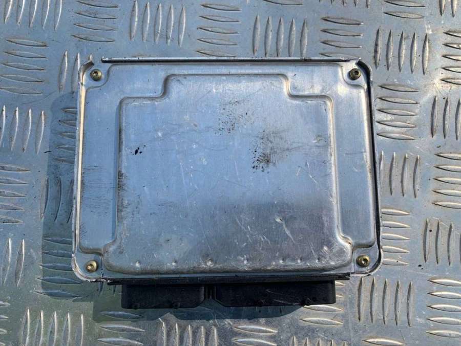 4B1907401D Блок управления двигателем  Audi A6 C5 (S6,RS6) 2002г. | Фото № 2  4B1907401D Блок управления двигателем  Audi A6 C5 (S6,RS6) 2002г. - Фото 2