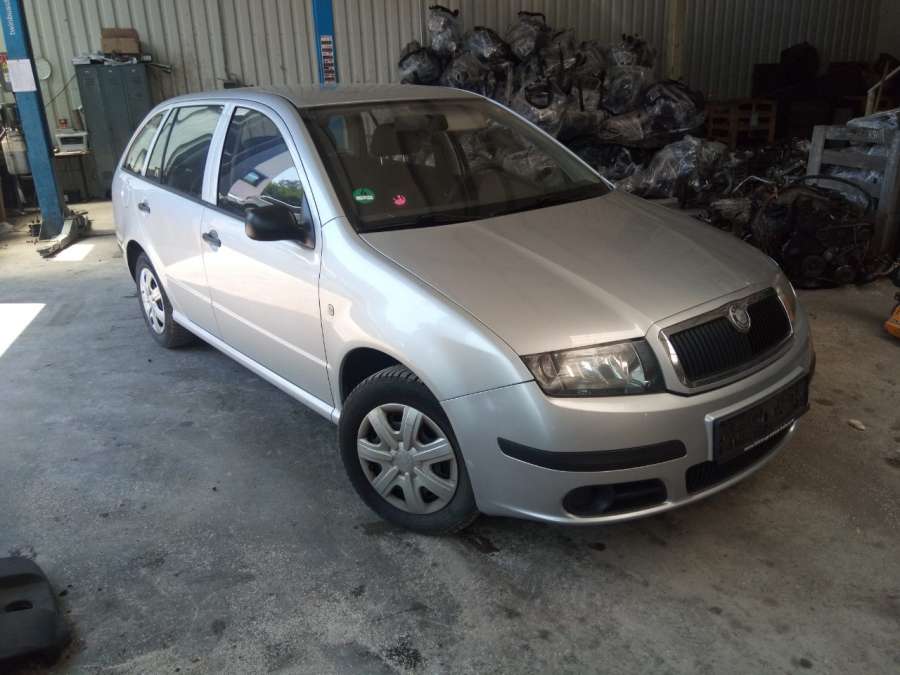 6Q1721059AJ Педаль сцепления Skoda Fabia 1 (1999-2007) Универсал 2007г. | Фото № 6 6Q1721059AJ Педаль сцепления Skoda Fabia 1 (1999-2007) Универсал 2007г. - Фото 6