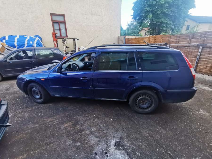 U2001 Катушка зажигания Ford Mondeo 3 (2000-2007) Универсал 2002г. | Фото № 10 U2001 Катушка зажигания Ford Mondeo 3 (2000-2007) Универсал 2002г. - Фото 10