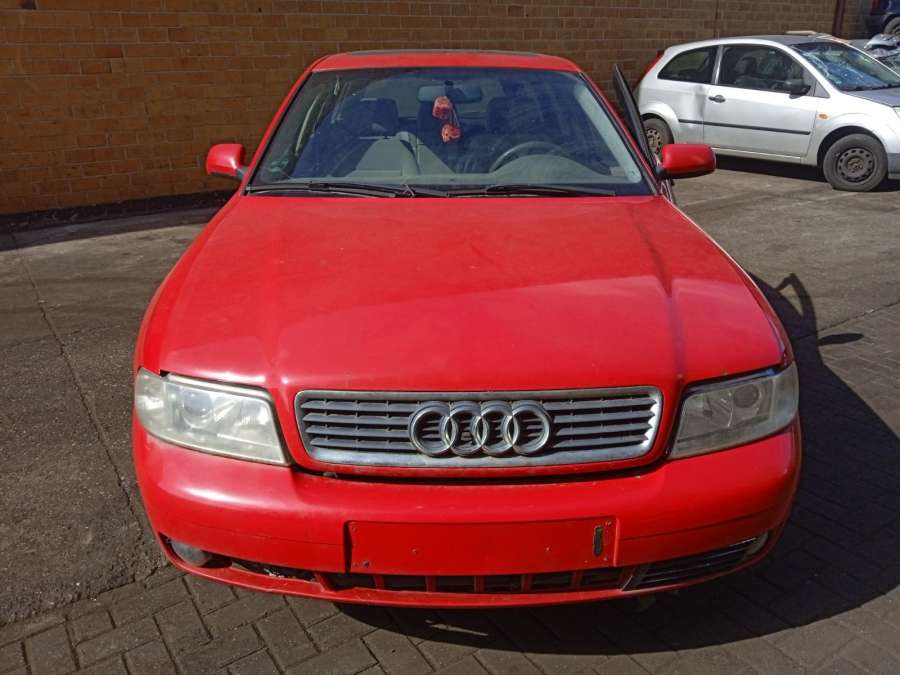 06B121121 Фланец (штуцер системы охлаждения тройник) Audi A4 B5 (1994-2001) Универсал 2000г. | Фото № 5 06B121121 Фланец (штуцер системы охлаждения тройник) Audi A4 B5 (1994-2001) Универсал 2000г. - Фото 5