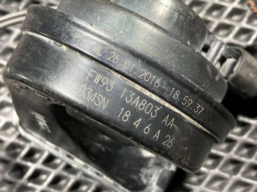 FW9313A803AAC2D44234C2D55025 Сигнал звуковой  Jaguar XJ X351 2016г. | Фото № 5  FW9313A803AAC2D44234C2D55025 Сигнал звуковой  Jaguar XJ X351 2016г. - Фото 5