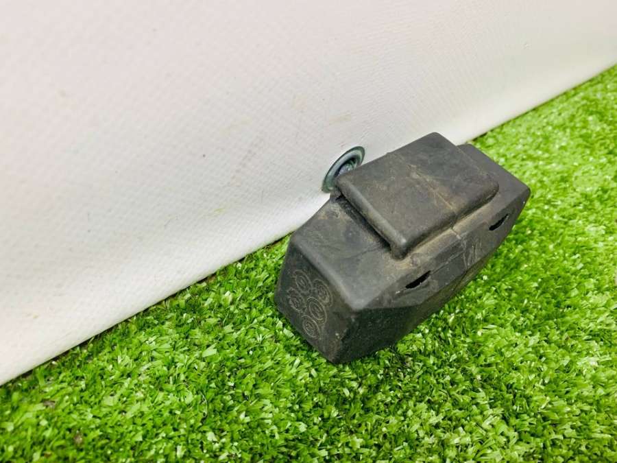 059906629B  Гнездно электромагнитных клапанов   Audi A6 C5 2004г. | Фото № 2  059906629B  Гнездно электромагнитных клапанов   Audi A6 C5 2004г. - Фото 2