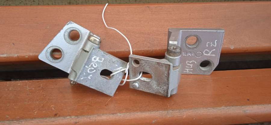 Петля двери задней правой Citroen Xsara Picasso 2004г. | Фото № 1 Петля двери задней правой Citroen Xsara Picasso 2004г. - Фото 1