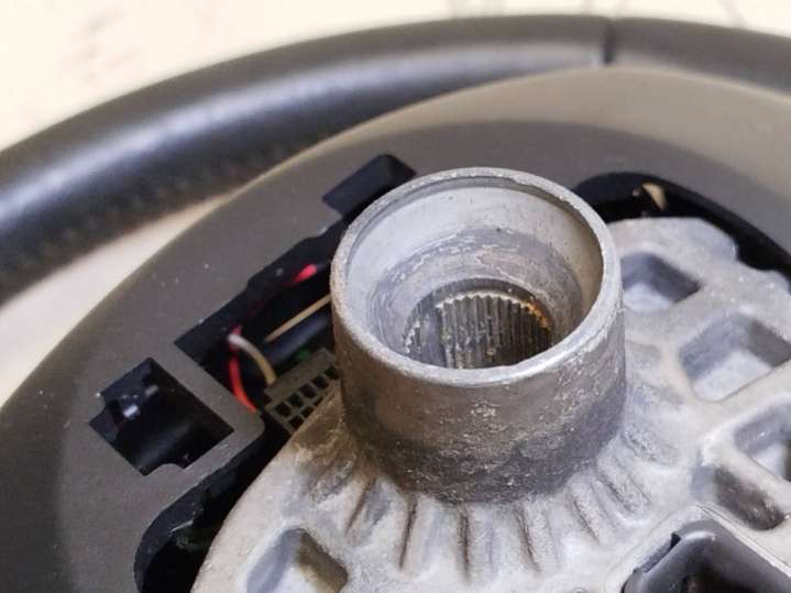 6083644B Руль Renault Laguna 3 поколение (2008-2011) 2008г. | Фото № 9 6083644B Руль Renault Laguna 3 поколение (2008-2011) 2008г. - Фото 9