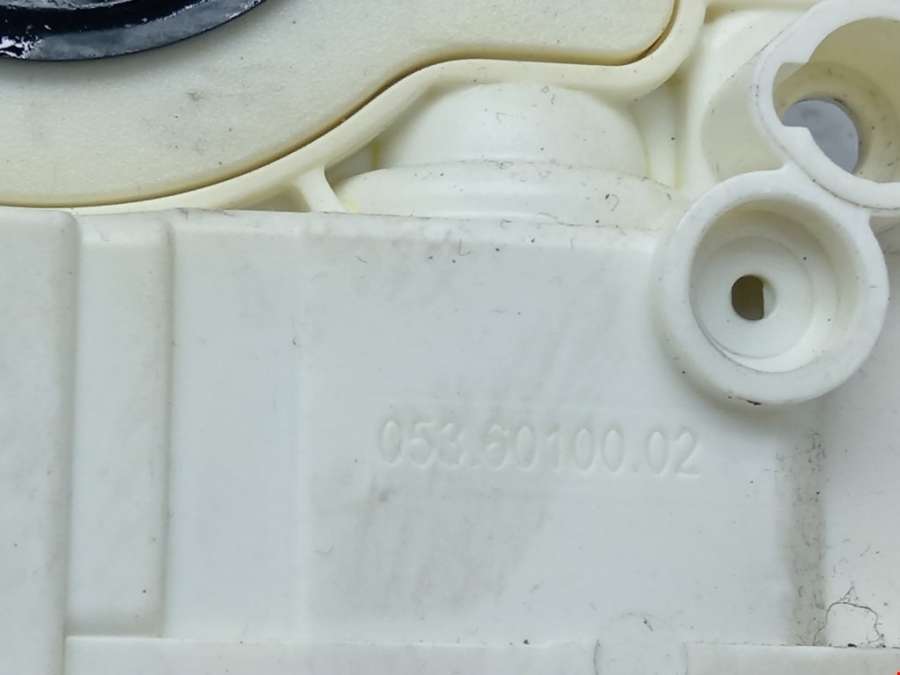 Моторчик стеклоподъемника Audi A6 C6 (2004-2011) Седан 2005г. | Фото № 5 Моторчик стеклоподъемника Audi A6 C6 (2004-2011) Седан 2005г. - Фото 5