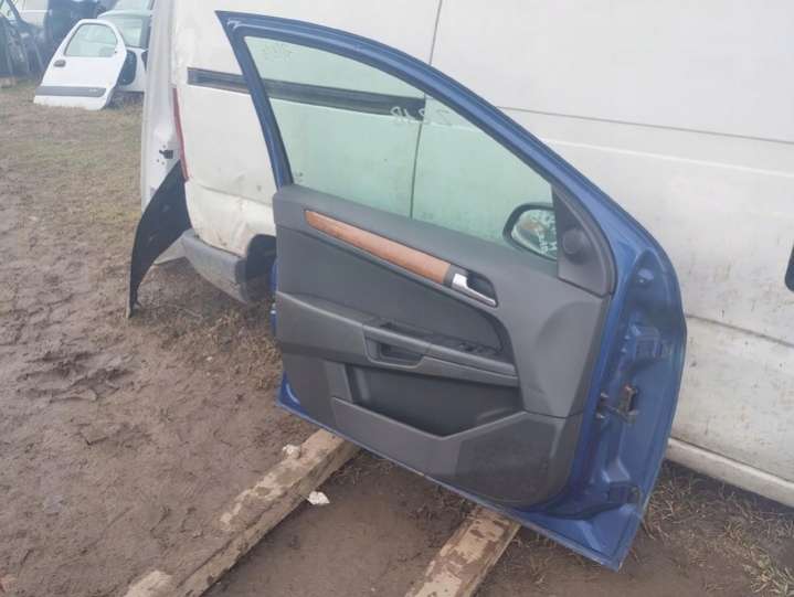 93187974 13220457 Дверь передняя правая Opel Astra H (2004-2007) 2004г. | Фото № 9 93187974 13220457 Дверь передняя правая Opel Astra H (2004-2007) 2004г. - Фото 9