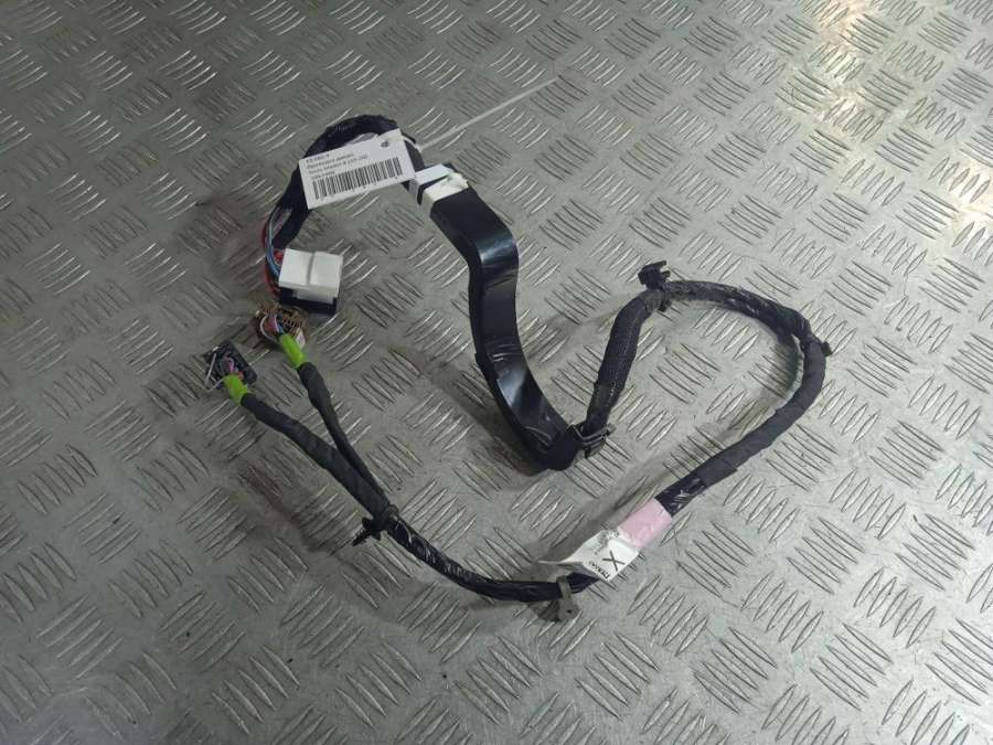 1063406 Проводка двери Tesla Model X 2019г. | Фото № 1 1063406 Проводка двери Tesla Model X 2019г. - Фото 1