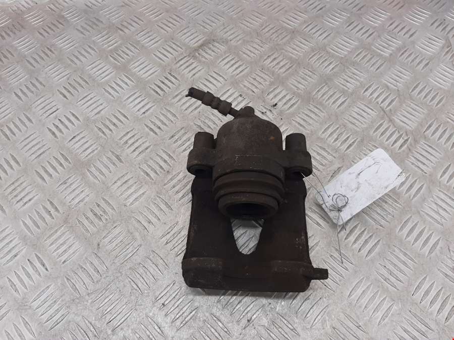 Суппорт передний левый Skoda Rapid (2012-2020) Хетчбэк 5дв. 2015г. | Фото № 4 Суппорт передний левый Skoda Rapid (2012-2020) Хетчбэк 5дв. 2015г. - Фото 4