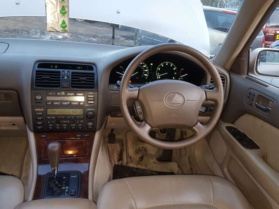 Фонарь задний правый Lexus LS 2 (UCF20) (1994-2000) Седан 1995г. | Фото № 10 Фонарь задний правый Lexus LS 2 (UCF20) (1994-2000) Седан 1995г. - Фото 10