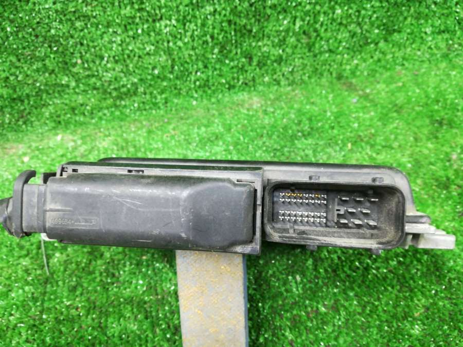 S118012003BS105961001 Блок управления двигателем  Mini Cooper S хетчбэк 5 дв. 2002г. | Фото № 5  S118012003BS105961001 Блок управления двигателем  Mini Cooper S хетчбэк 5 дв. 2002г. - Фото 5