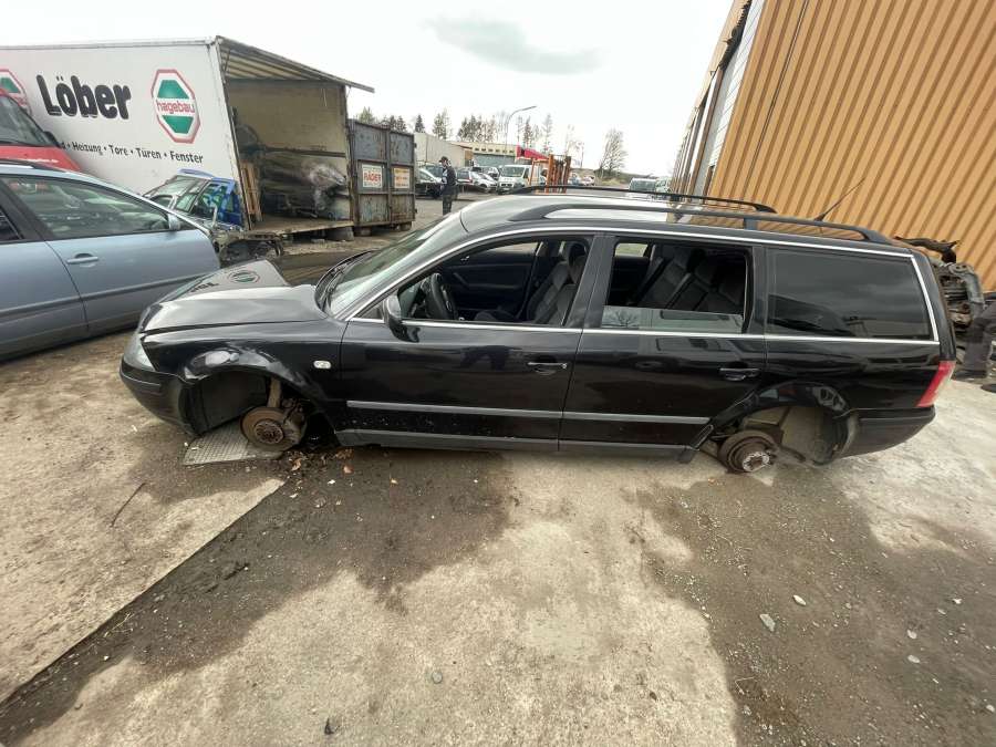 Блок управления климат-контроля  Volkswagen Passat 5 GP (2000-2005) Универсал 2002г. | Фото № 6   Блок управления климат-контроля  Volkswagen Passat 5 GP (2000-2005) Универсал 2002г. - Фото 6