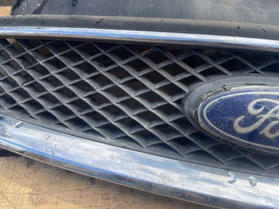 4M518C436B Решетка радиатора Ford Focus 2 2007г. | Фото № 3 4M518C436B Решетка радиатора Ford Focus 2 2007г. - Фото 3