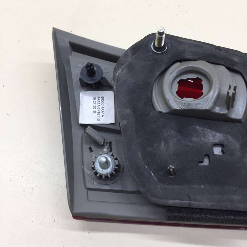 265504AA1A Фонарь задний внутренний правый  Nissan Almera 3 G11, G15 2012г. | Фото № 6  265504AA1A Фонарь задний внутренний правый  Nissan Almera 3 G11, G15 2012г. - Фото 6