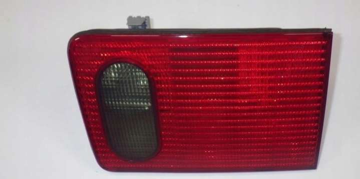 4D0945093F Фонарь задний левый Audi S8 D2 (1996-2002) 1996г. | Фото № 3 4D0945093F Фонарь задний левый Audi S8 D2 (1996-2002) 1996г. - Фото 3