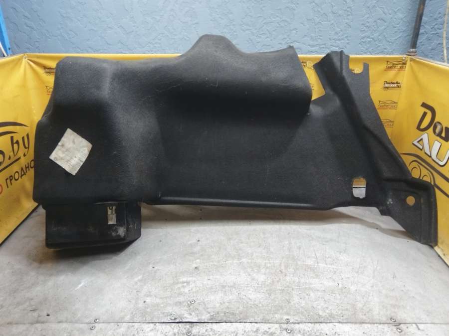 Обшивка багажника  Volkswagen Passat Седан 2004г. | Фото № 4   Обшивка багажника  Volkswagen Passat Седан 2004г. - Фото 4