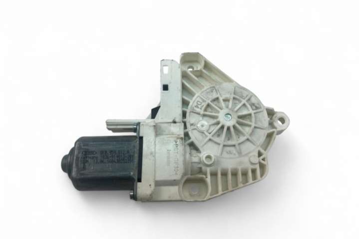 8K0959812A Моторчик стеклоподъемника  Audi A4 B8/8K (2007-2011) 2007г. | Фото № 4  8K0959812A Моторчик стеклоподъемника  Audi A4 B8/8K (2007-2011) 2007г. - Фото 4