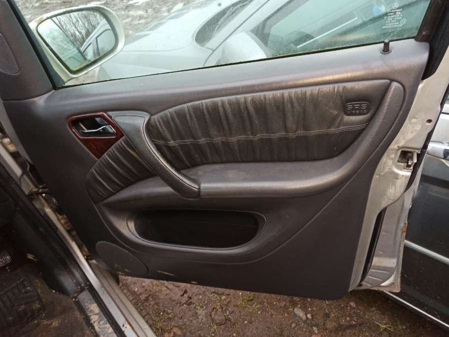 03100620 Кнопка подогрева (обогрева) сидений Mercedes ML-Class (W163) (1997-2005) Внедорожник 5дв. 2002г. | Фото № 13 03100620 Кнопка подогрева (обогрева) сидений Mercedes ML-Class (W163) (1997-2005) Внедорожник 5дв. 2002г. - Фото 13