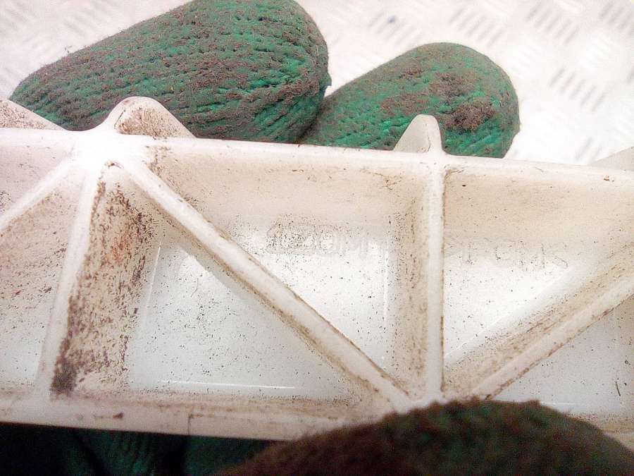 1Z0M Кронштейн крепления бампера заднего  Citroen C-Crosser 2010г. | Фото № 5  1Z0M Кронштейн крепления бампера заднего  Citroen C-Crosser 2010г. - Фото 5