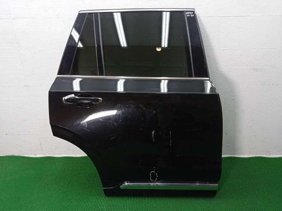 31698773 Дверь задняя правая Volvo XC90 Джип 2017г. | Фото № 1 31698773 Дверь задняя правая Volvo XC90 Джип 2017г. - Фото 1