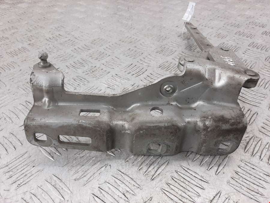 Петля капота правая Mercedes CLK-Class (W209) (2002-2010) Купе 2003г. | Фото № 3 Петля капота правая Mercedes CLK-Class (W209) (2002-2010) Купе 2003г. - Фото 3