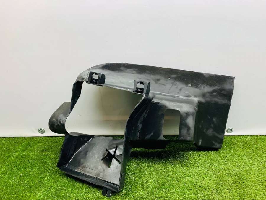 3B0121468E Воздуховод интеркулера  Volkswagen Passat 2003г. | Фото № 2  3B0121468E Воздуховод интеркулера  Volkswagen Passat 2003г. - Фото 2