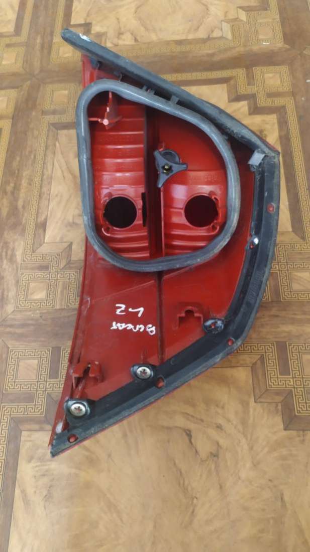 Фонарь задний левый Renault Vel Satis 2003г. | Фото № 2 Фонарь задний левый Renault Vel Satis 2003г. - Фото 2